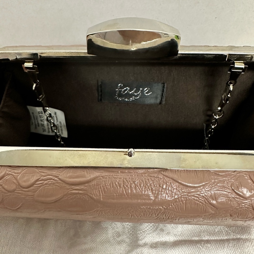 Faye London Silver and Pink Clutch Crossbody Bag with Elegant Embossed Design - Picture 2 of 7